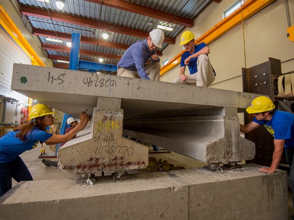 Lohr Structures Lab concrete structure test