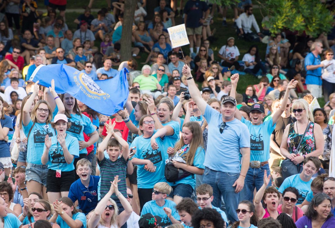 NHD in SD Students, teachers, and parents cheering!