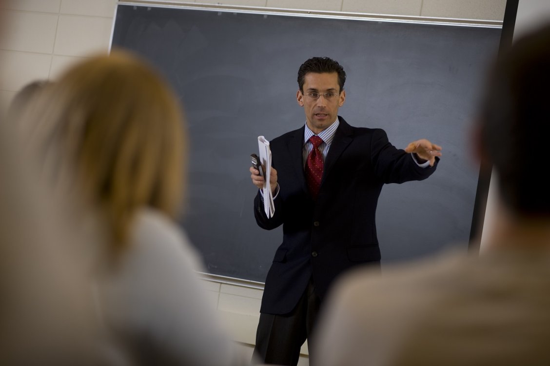 Dr. Joseph Santos teaching an undergraduate course.